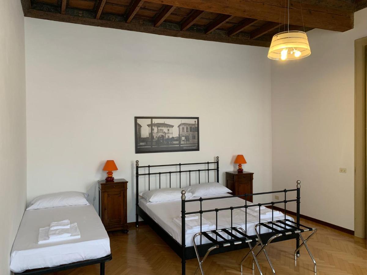 Frescobaldi Aparments! A Casa Di Francesco Lejlighed Ferrara Eksteriør billede