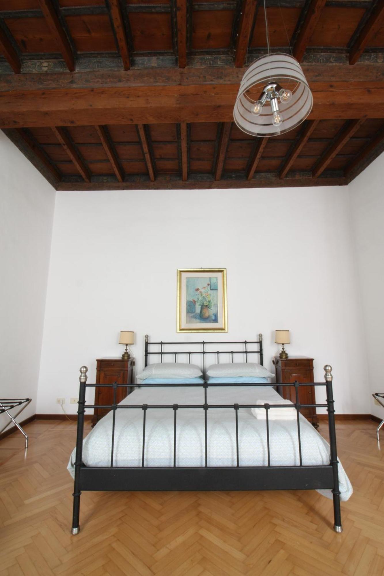 Frescobaldi Aparments! A Casa Di Francesco Lejlighed Ferrara Eksteriør billede